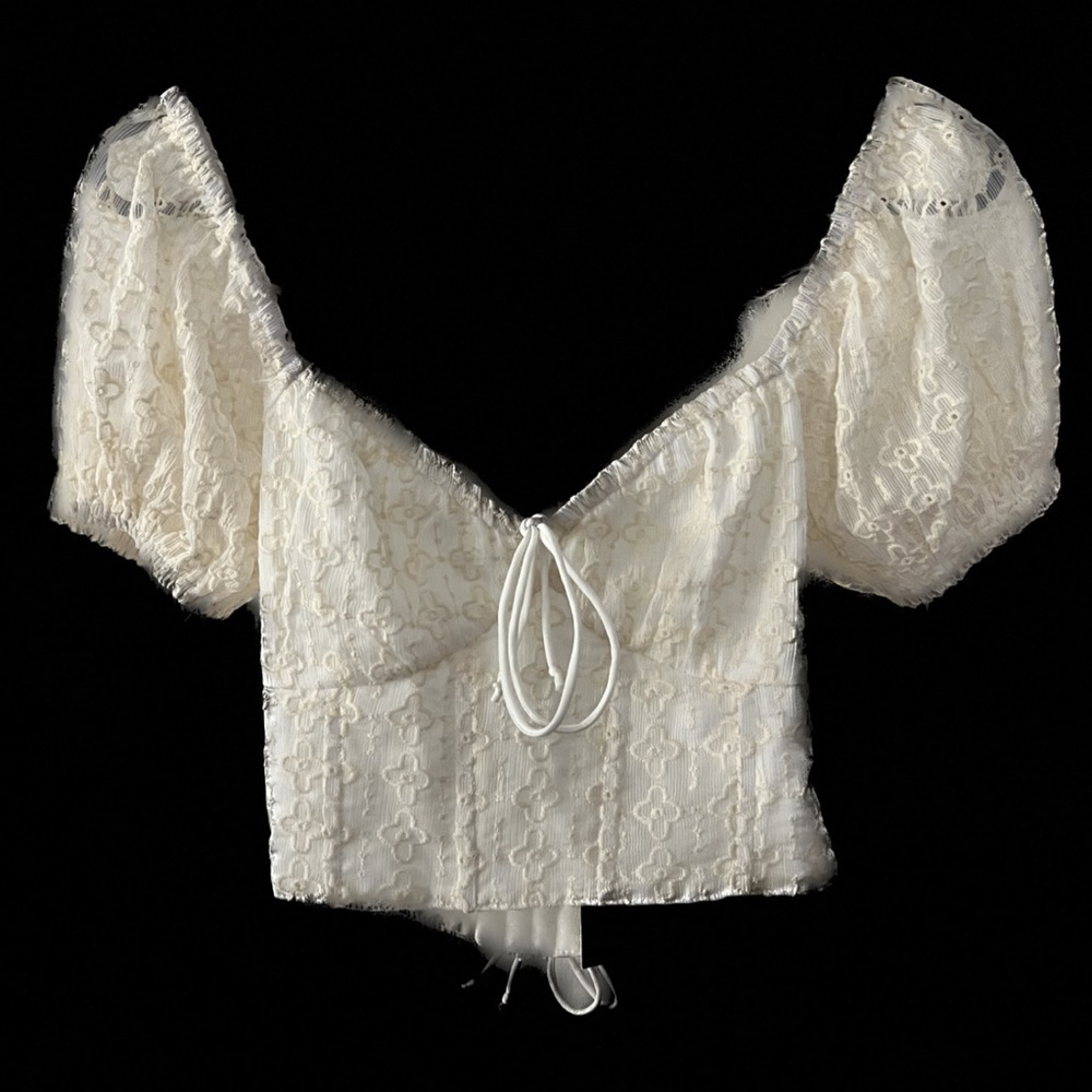 White/ Cream Lace cropped top